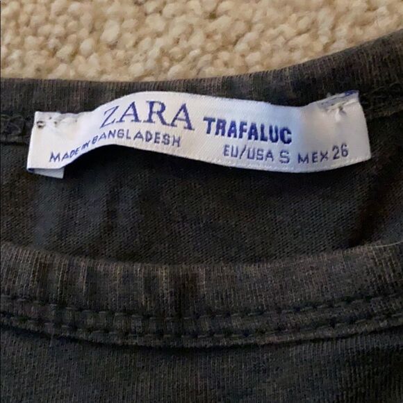 Zara grey distressed tee size small - Picture 2 of 2
